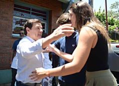 Foto de la galería: Balotaje 2023: con buen tiempo de por medio, el folclore electoral se vivió a pleno en la ciudad