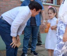 Foto de la galería: Balotaje 2023: con buen tiempo de por medio, el folclore electoral se vivió a pleno en la ciudad