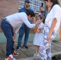 Foto de la galería: Balotaje 2023: con buen tiempo de por medio, el folclore electoral se vivió a pleno en la ciudad