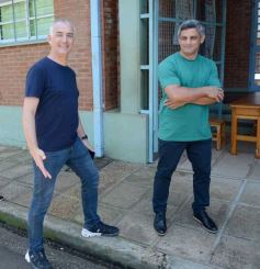 Foto de la galería: Balotaje 2023: con buen tiempo de por medio, el folclore electoral se vivió a pleno en la ciudad