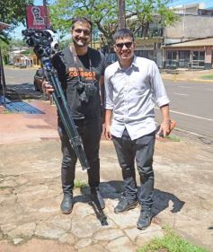 Foto de la galería: Balotaje 2023: con buen tiempo de por medio, el folclore electoral se vivió a pleno en la ciudad