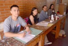 Foto de la galería: Balotaje 2023: con buen tiempo de por medio, el folclore electoral se vivió a pleno en la ciudad