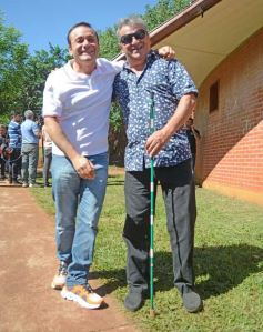 Foto de la galería: Balotaje 2023: con buen tiempo de por medio, el folclore electoral se vivió a pleno en la ciudad