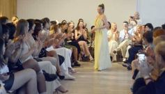 Foto de la galería: Desfile Cierre: moda y diseño misionero dieron cita en lo alto de la ciudad capital