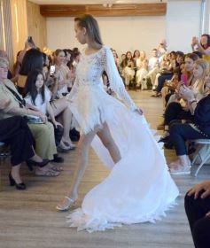 Foto de la galería: Desfile Cierre: moda y diseño misionero dieron cita en lo alto de la ciudad capital