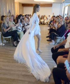 Foto de la galería: Desfile Cierre: moda y diseño misionero dieron cita en lo alto de la ciudad capital