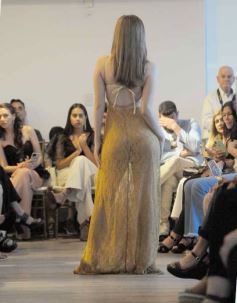 Foto de la galería: Desfile Cierre: moda y diseño misionero dieron cita en lo alto de la ciudad capital