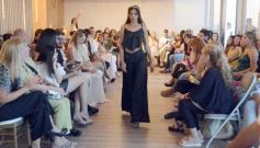 Foto de la galería: Desfile Cierre: moda y diseño misionero dieron cita en lo alto de la ciudad capital