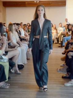 Foto de la galería: Desfile Cierre: moda y diseño misionero dieron cita en lo alto de la ciudad capital