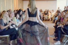 Foto de la galería: Desfile Cierre: moda y diseño misionero dieron cita en lo alto de la ciudad capital
