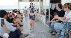 Foto de la galería: Desfile Cierre: moda y diseño misionero dieron cita en lo alto de la ciudad capital