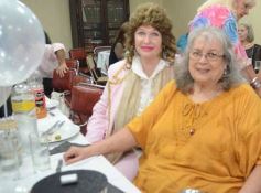 Foto de la galería: Promoción de Oro: ex compañeros de la Normal Mixta festejaron sus 50 años de egresados