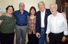 Foto de la galería: Promoción de Oro: ex compañeros de la Normal Mixta festejaron sus 50 años de egresados