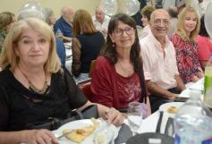 Foto de la galería: Promoción de Oro: ex compañeros de la Normal Mixta festejaron sus 50 años de egresados