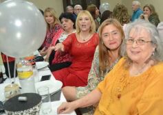 Foto de la galería: Promoción de Oro: ex compañeros de la Normal Mixta festejaron sus 50 años de egresados