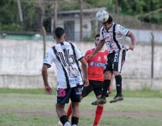 Foto de la galería: Regional Amateur: el Decano ganó y alcanzó la punta en su zona