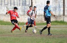 Foto de la galería: Regional Amateur: el Decano ganó y alcanzó la punta en su zona