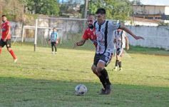 Foto de la galería: Regional Amateur: el Decano ganó y alcanzó la punta en su zona