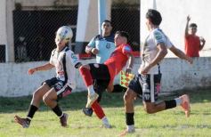 Foto de la galería: Regional Amateur: el Decano ganó y alcanzó la punta en su zona