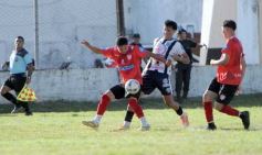Foto de la galería: Regional Amateur: el Decano ganó y alcanzó la punta en su zona