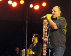 Foto de la galería: 54° Festival del Litoral: con el Chango Spasiuk y otros consagrados, la fiesta popular abrió la 1ra noche