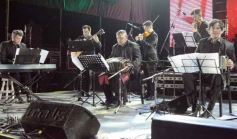 Foto de la galería: 54° Festival del Litoral: con el Chango Spasiuk y otros consagrados, la fiesta popular abrió la 1ra noche