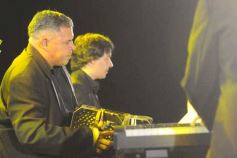 Foto de la galería: 54° Festival del Litoral: con el Chango Spasiuk y otros consagrados, la fiesta popular abrió la 1ra noche