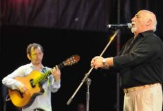 Foto de la galería: 54° Festival del Litoral: con el Chango Spasiuk y otros consagrados, la fiesta popular abrió la 1ra noche
