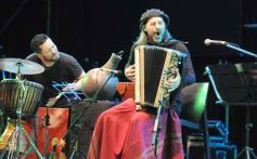 Foto de la galería: 54° Festival del Litoral: con el Chango Spasiuk y otros consagrados, la fiesta popular abrió la 1ra noche