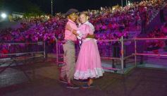 Foto de la galería: 54° Festival del Litoral: con el Chango Spasiuk y otros consagrados, la fiesta popular abrió la 1ra noche