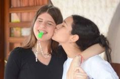 Foto de la galería: Entrega de silbatos: la Madre ya tiene a sus nuevas Directoras para la próxima Estudiantina