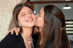 Foto de la galería: Entrega de silbatos: la Madre ya tiene a sus nuevas Directoras para la próxima Estudiantina