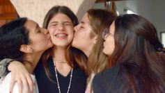 Foto de la galería: Entrega de silbatos: la Madre ya tiene a sus nuevas Directoras para la próxima Estudiantina