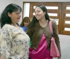 Foto de la galería: Entrega de silbatos: la Madre ya tiene a sus nuevas Directoras para la próxima Estudiantina