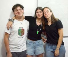 Foto de la galería: Entrega de silbatos: la Madre ya tiene a sus nuevas Directoras para la próxima Estudiantina