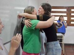 Foto de la galería: Entrega de silbatos: la Madre ya tiene a sus nuevas Directoras para la próxima Estudiantina