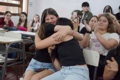 Foto de la galería: Entrega de silbatos: la Madre ya tiene a sus nuevas Directoras para la próxima Estudiantina