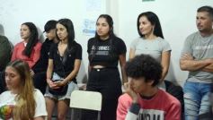 Foto de la galería: Entrega de silbatos: la Madre ya tiene a sus nuevas Directoras para la próxima Estudiantina