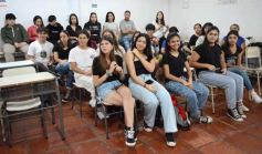 Foto de la galería: Entrega de silbatos: la Madre ya tiene a sus nuevas Directoras para la próxima Estudiantina