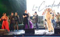 Foto de la galería: Festival del Litoral: postales que dejó la 2da noche con una grilla de lujo en el escenario