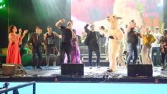 Foto de la galería: Festival del Litoral: postales que dejó la 2da noche con una grilla de lujo en el escenario