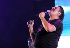 Foto de la galería: Festival del Litoral: postales que dejó la 2da noche con una grilla de lujo en el escenario