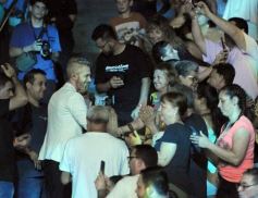 Foto de la galería: Festival del Litoral: postales que dejó la 2da noche con una grilla de lujo en el escenario