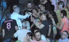 Foto de la galería: Festival del Litoral: postales que dejó la 2da noche con una grilla de lujo en el escenario