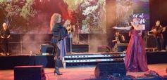 Foto de la galería: Festival del Litoral: postales que dejó la 2da noche con una grilla de lujo en el escenario