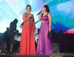Foto de la galería: Festival del Litoral: postales que dejó la 2da noche con una grilla de lujo en el escenario