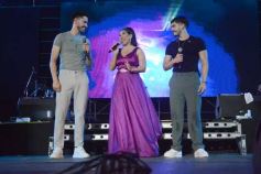 Foto de la galería: Festival del Litoral: postales que dejó la 2da noche con una grilla de lujo en el escenario