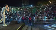 Foto de la galería: Festival del Litoral: postales que dejó la 2da noche con una grilla de lujo en el escenario