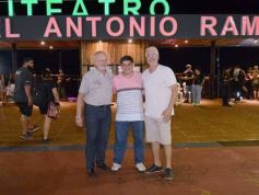 Foto de la galería: Festival del Litoral: postales que dejó la 2da noche con una grilla de lujo en el escenario