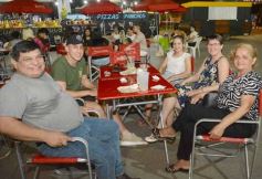 Foto de la galería: Festival del Litoral: postales que dejó la 2da noche con una grilla de lujo en el escenario